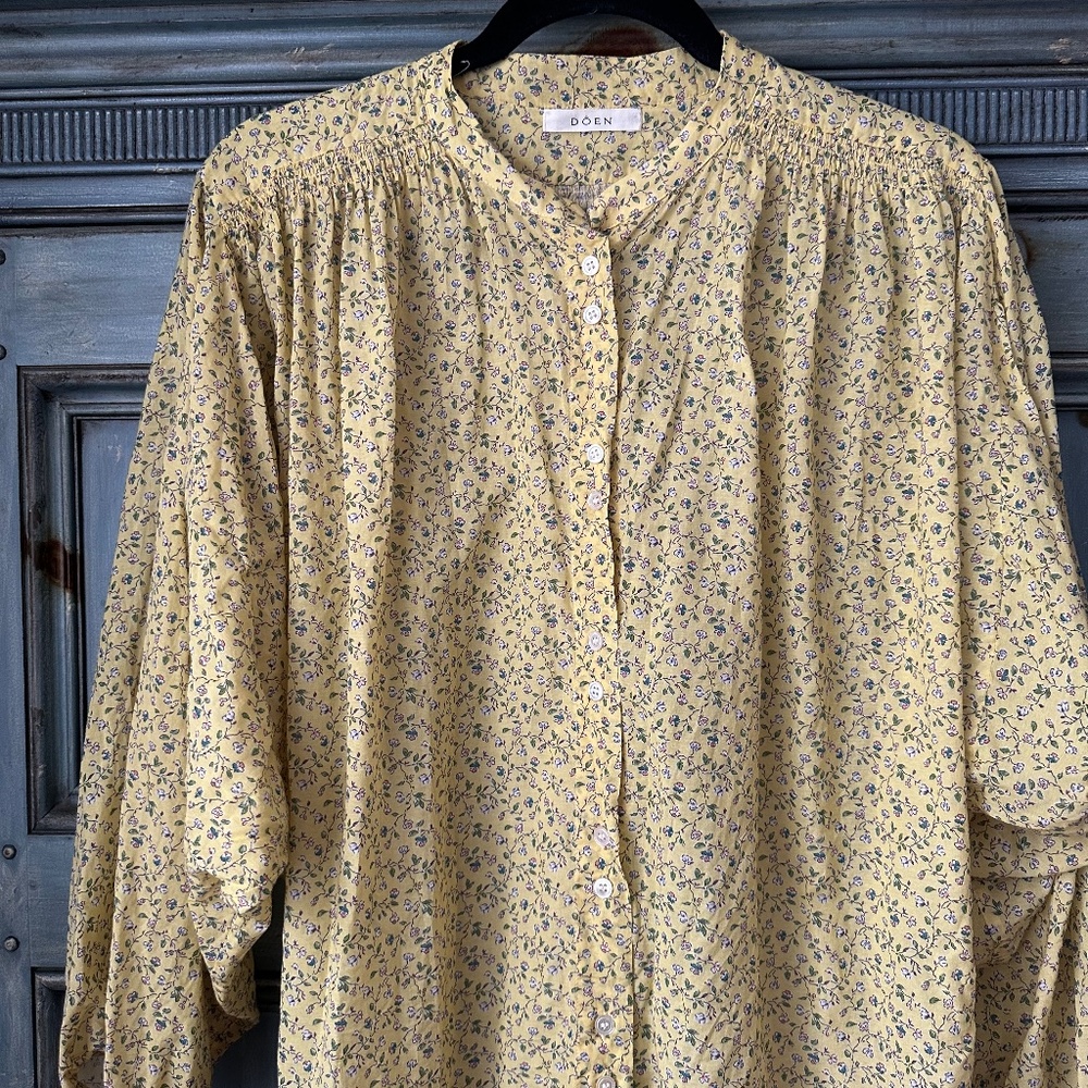 Doën O’Keeffe Top in Moonflower, Pale Yellow Floral Button-Up Blouse - Picture 6 of 12